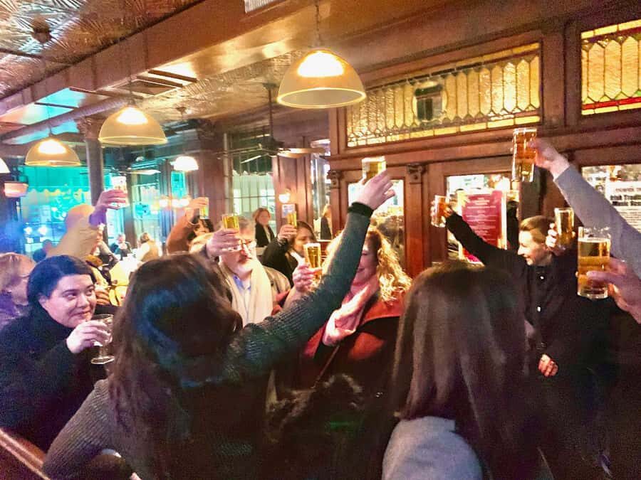 NYC: New Year's Eve Drinks, History and Ball Drop Tour - Smart-Casual Packing: What to Wear and Bring
