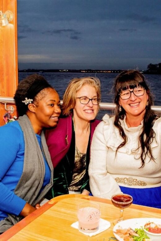 NYC: Night Holiday Lights and Cocoa Cruise - Price check: is $110 worth it for 90 minutes on the water?