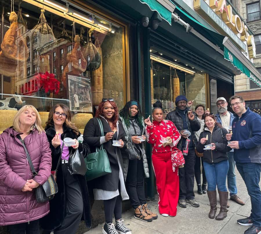 NYC: Original Chinatown and Little Italy Foodie Tour - Meeting at Silk Road Cafe (30 Mott St): Fast Directions and Easy Start