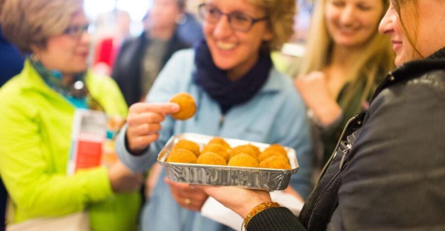 NYC: Original Greenwich Village Food & Culture Walking Tour - Key things you’ll notice right away