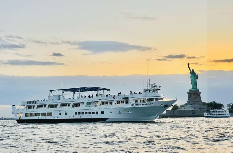 NYC: Sightseeing Harbor Cruise on the Grande Mariner - Quick Takeaways Before You Go