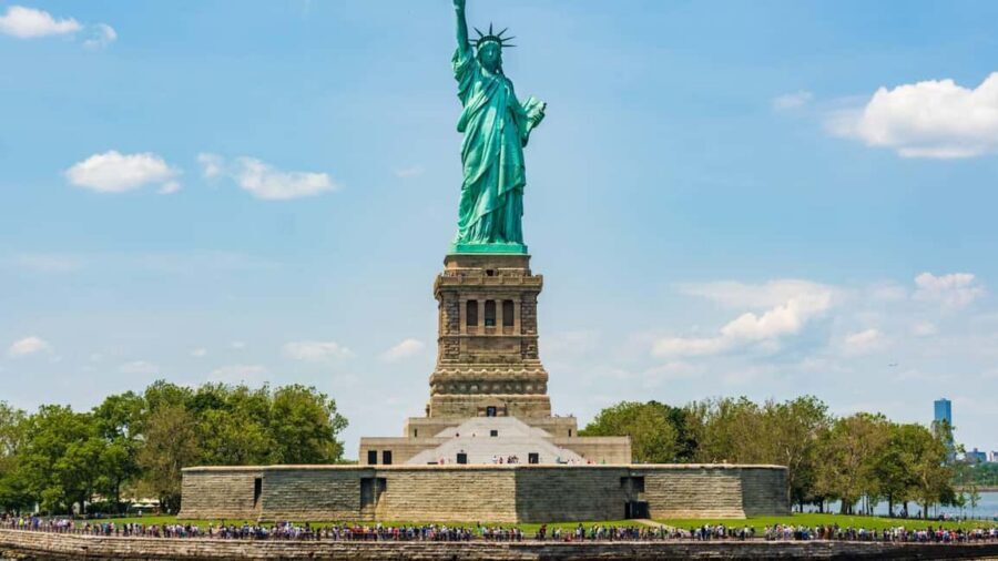 NYC: Sightseeing Harbor Cruise on the Grande Mariner - Family-Friendly Energy and the Seasickness Reality Check