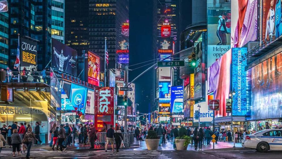 NYC: Skyline Night Tour on Double-Decker Bus - What’s included, what’s not, and how that affects your planning
