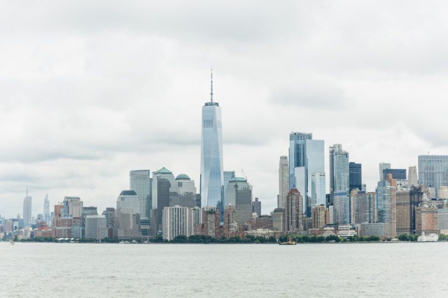 NYC: Statue of Liberty and Ellis Island Guided Tour - Two tour lengths: Express vs full day that includes Ellis Island
