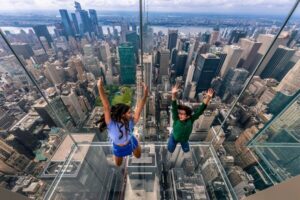 NYC: SUMMIT One Vanderbilt Ticket and Grand Central Tour - What you’ll see from the 91st–93rd floors (and how to time your photos)