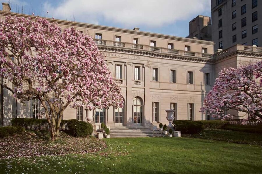 NYC: The Frick Collection Entry Ticket - The garden and public spaces: a pause that actually helps