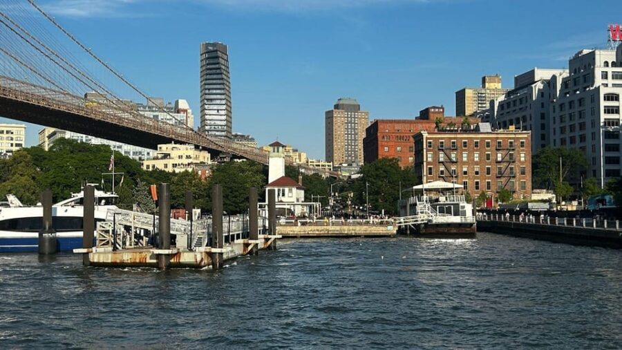 NYC Views from Brooklyn Bridge & DUMBO with Ferry Tickets - Timing Tips: How to Choose the Right Slot
