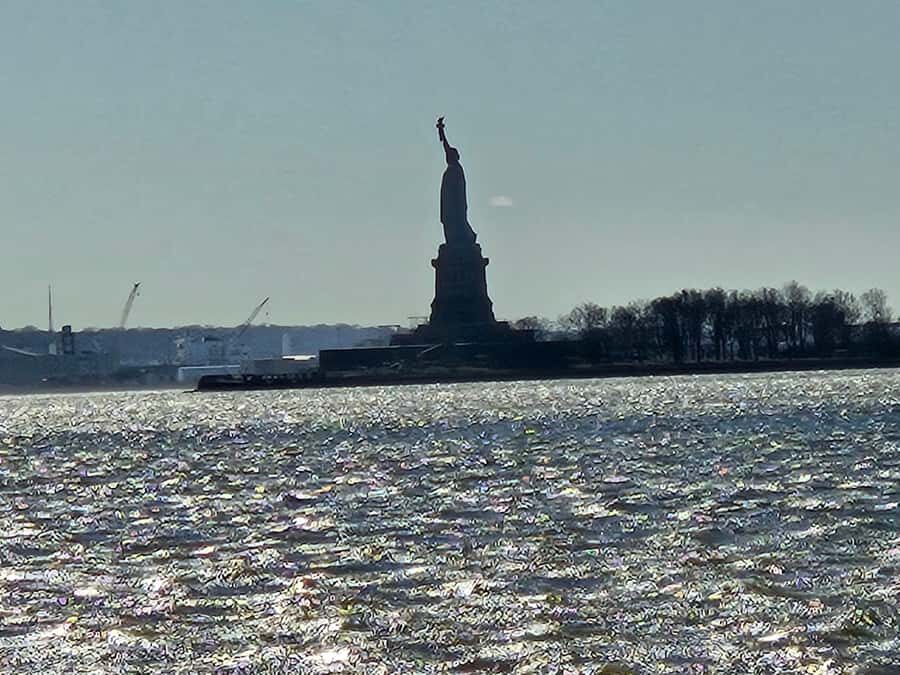 NYC: Wall Street Finance & Power, 9/11 memorial and the Bull - Price and What You Get for $52