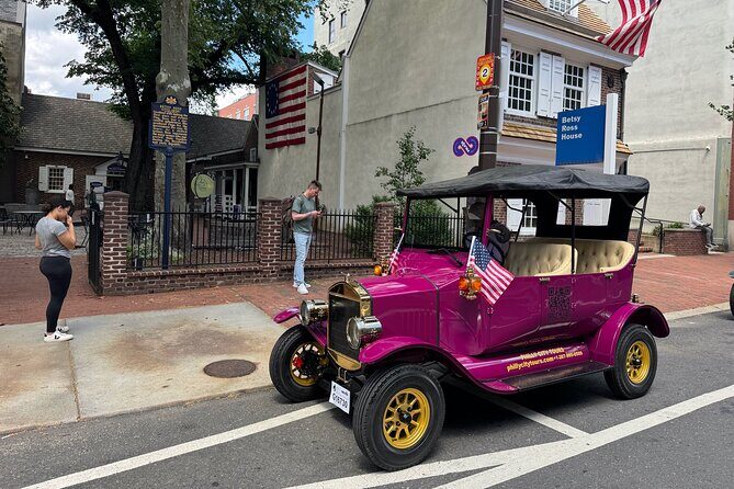 One Hour Tour Of Philadelphia Historical Sites In A Vintage Car - Why a One-Hour Vintage Car Tour Makes Sense in Philly
