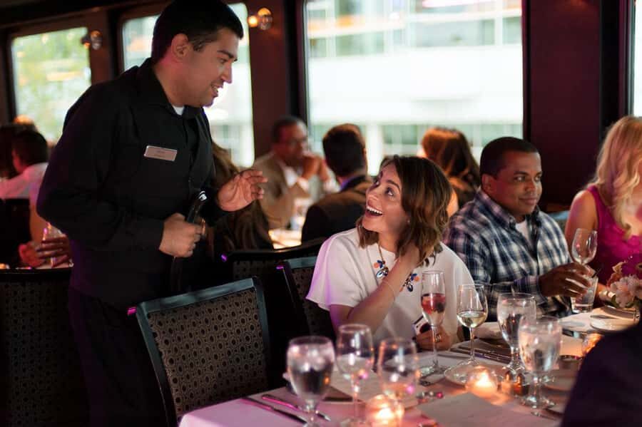 Philadelphia: Buffet Brunch, Lunch, or Dinner Cruise - Rooftop lounge and 360-degree photo moments