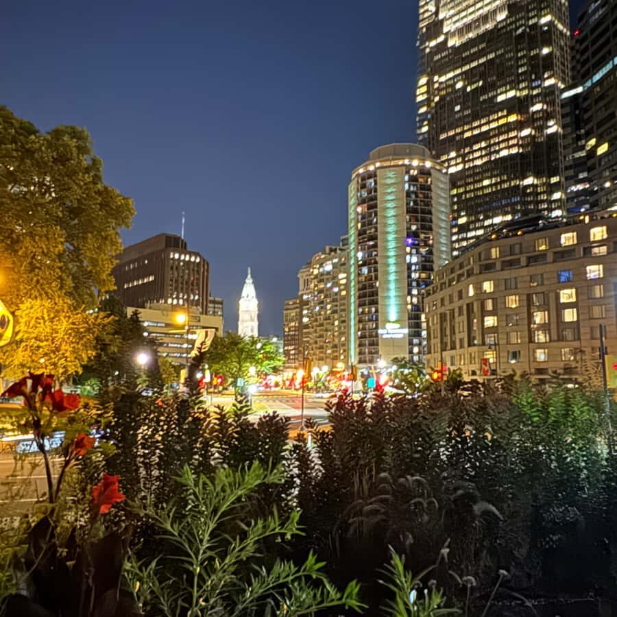 Philadelphia Evening Electric Cart Tour - Starting where the energy is: Center City and your meeting point