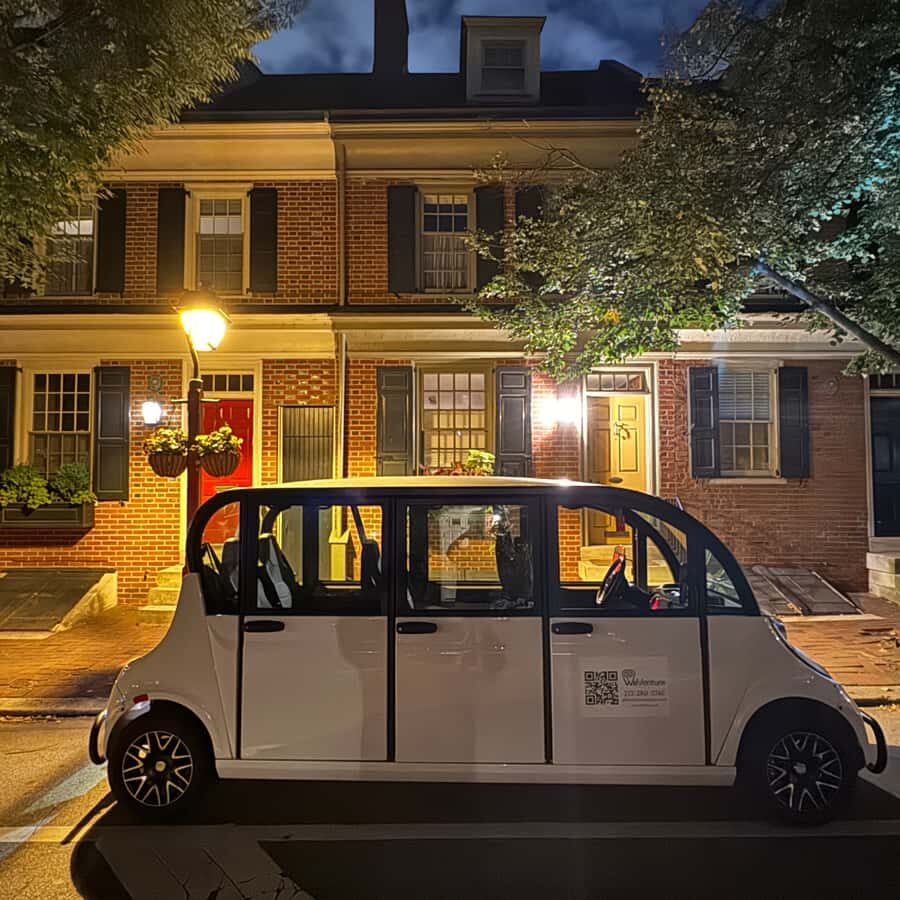 Philadelphia Evening Electric Cart Tour - Ben Franklin Parkway: the museum strip that looks extra dramatic at night