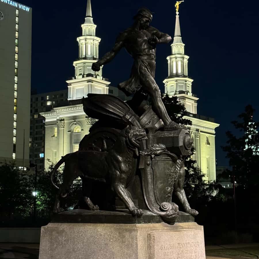 Philadelphia Evening Electric Cart Tour - Price and value: $59 for a guided night route that includes the big climb