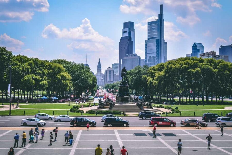 Philadelphia: Highlights, History, Food & Pop Culture - Elfreth’s Alley and the Revolution in plain sight