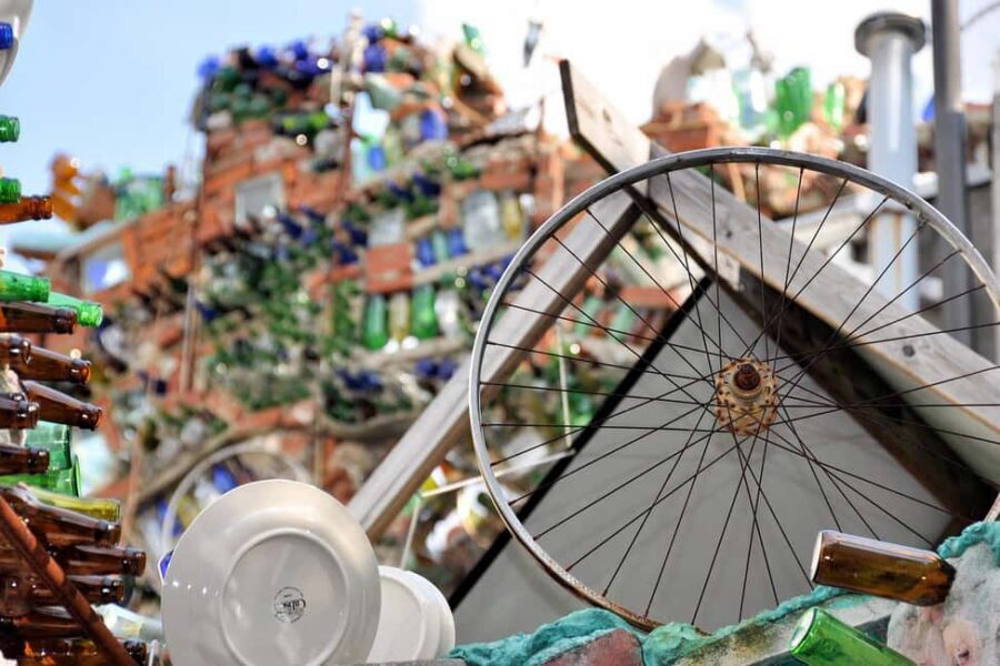 Philadelphia Murals and Street Art Tour with Magic Gardens - What guides add (and why it matters on this tour)