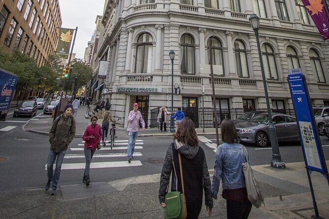 Philadelphia Murder Mystery: Ben Franklin Detective Game - Dilworth Park and City Hall: using puzzles to connect power, politics, and place