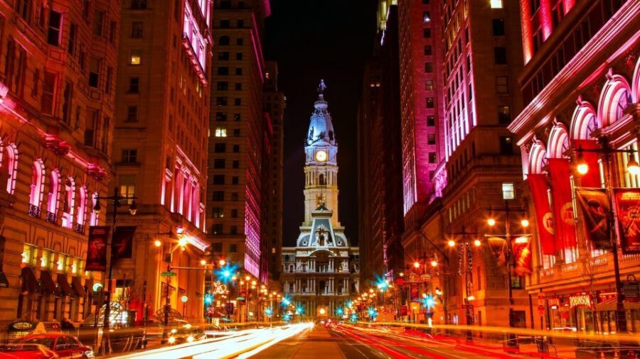 Philadelphia: Open-Top Nighttime Bus Tour - The “look up” part: What you’ll see from the upper deck after dark