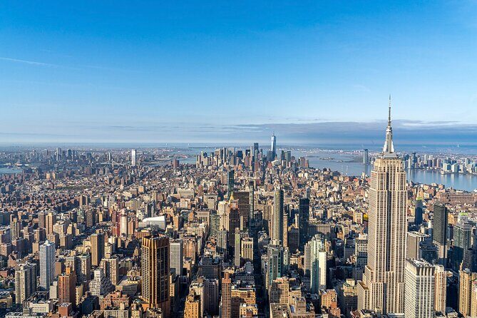 Race to the Sky: NYC Architecture Tour With SUMMIT One Ticket - Stop 2: Macy’s Herald Square and the Store That Shaped Culture