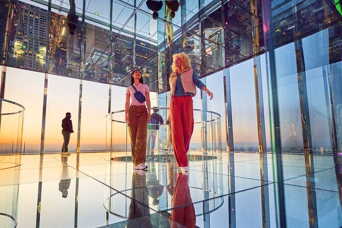 Race to the Sky: NYC Architecture Tour With SUMMIT One Ticket - Stop 3: Bryant Park’s 9.6 Acres and the Nearby Architecture
