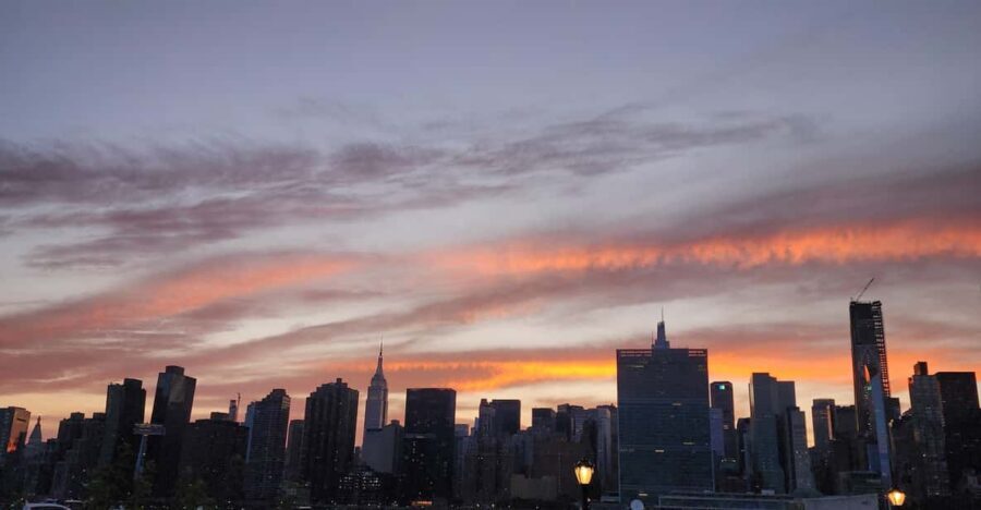 Run, Eat, Explore: NYC's Food & Fitness Adventure - Central Park Reservoir loop to Papaya King: skyline views plus a hot dog ritual