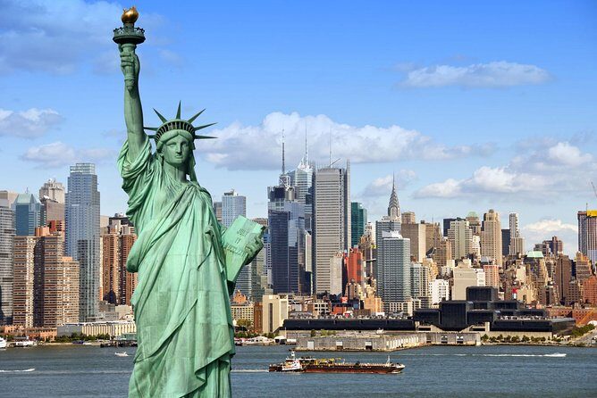See 30 Top New York Sights (Walking Tour) & Visit Central Park Zoo. - Central Park Zoo: Small Enclosures, Big Personality