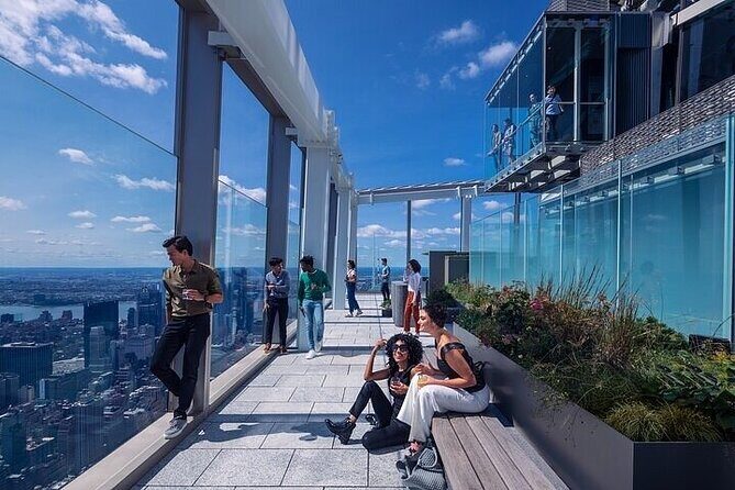 SUMMIT One Vanderbilt Skip-the-Line Premium Experience with Tour - Your Guide and the Digital Photo Package: Photos Without the Guesswork