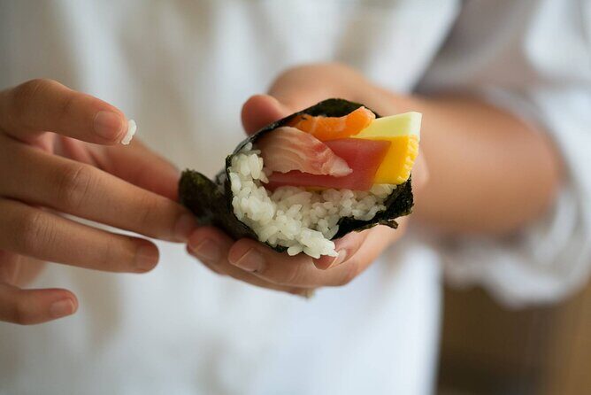 Sushi Making Class at a Local Brewery in Boston - The 2-Hour Flow: Miso Soup, Then Temaki and Uramaki
