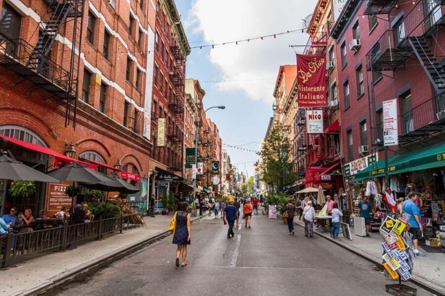 True Crime New York: NYPD-Guided Mafia Walking Tour w/ Food - The pastry stop and cannoli moment (your sweet, included payoff)
