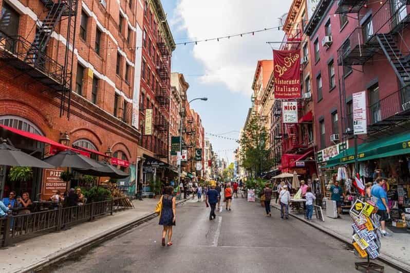True Crime New York: NYPD-Guided Mafia Walking Tour w/ Food - Who should book this mafia walking tour, and who should skip it