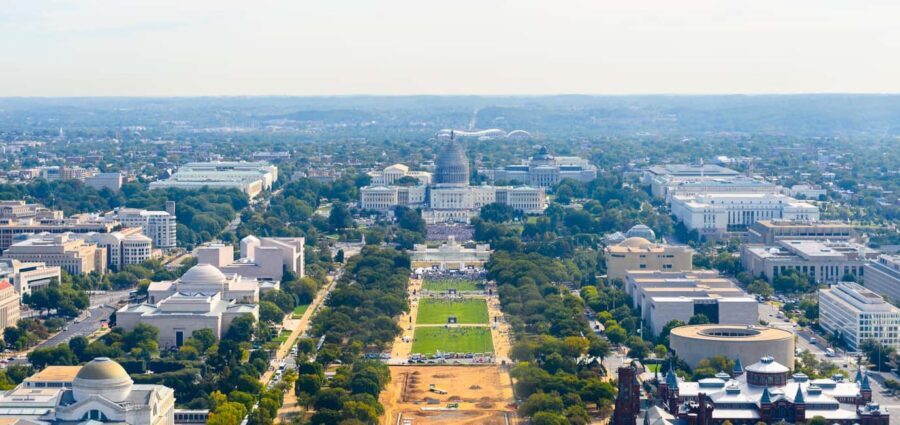 Washington DC: Washington Monument Top View Reserved Entry - The Elevator Ride: Fast Skyward, Big View Energy