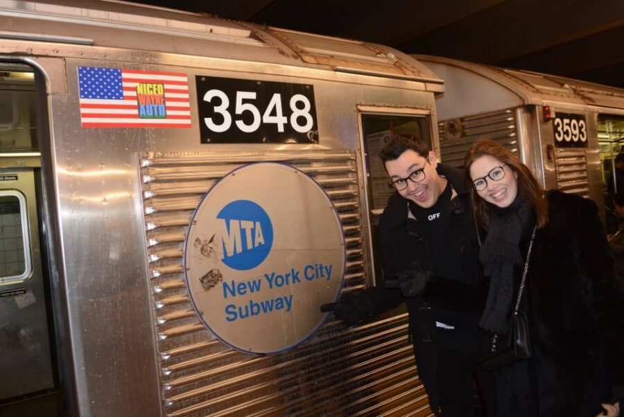 Your NYC Story in Photos: Custom 2-Hour Tour & Photo Shoot - Brooklyn Bridge: the big 45-minute photo session